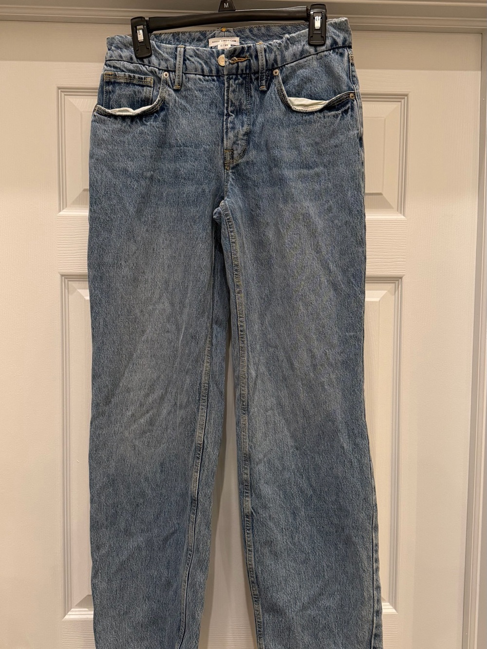 Good American Relaxed Mid-Wash Blue Denim Jeans